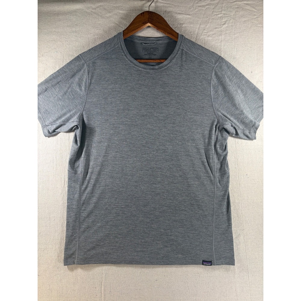Patagonia Capilene Cool Lightweight T-Shirt Mens Medium Gray Performance Hiking
